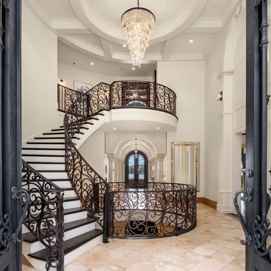 Foyer in Ciara and Russell Wilson’s Former WA Home