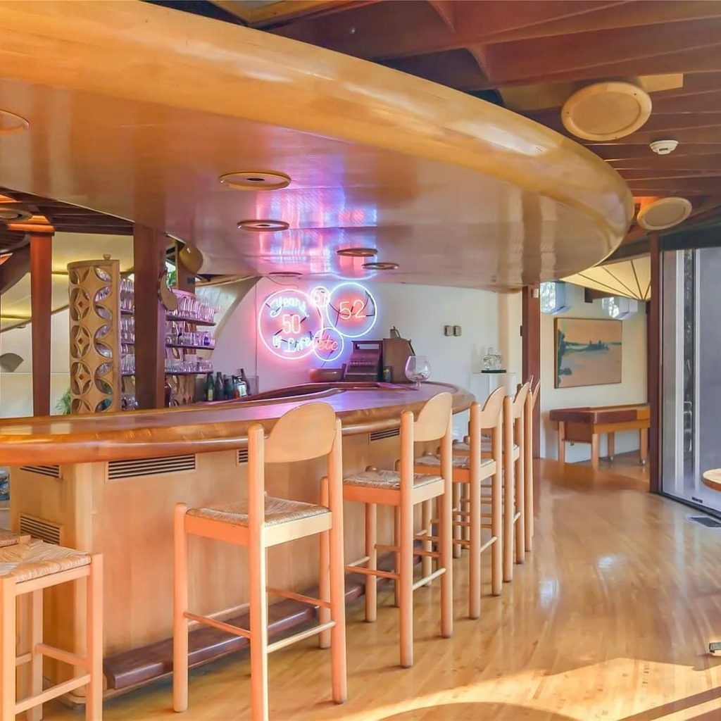 Bar Area in Jackie Gleason’s Former NY Home