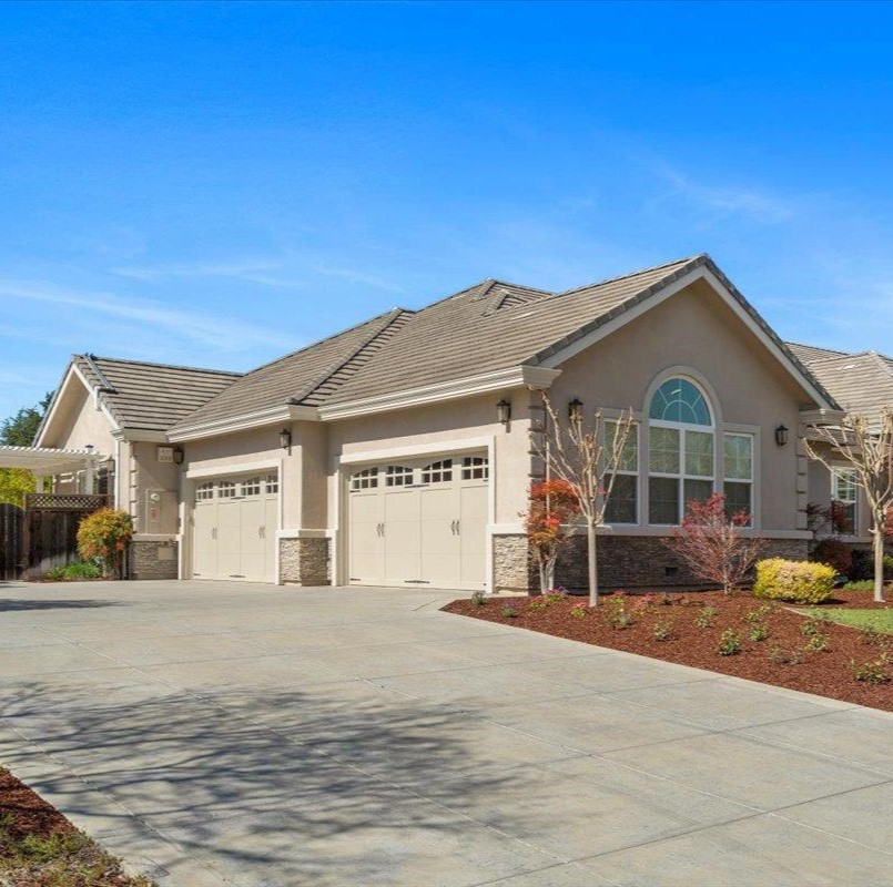 Garage of Deebo Samuel’s California Home