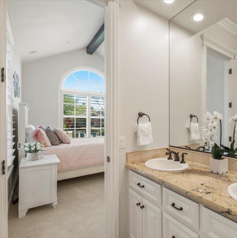 Bed Room in Deebo Samuel’s California Home