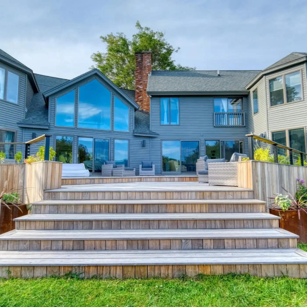 Steps in Christopher Reeve’s Former MA Home