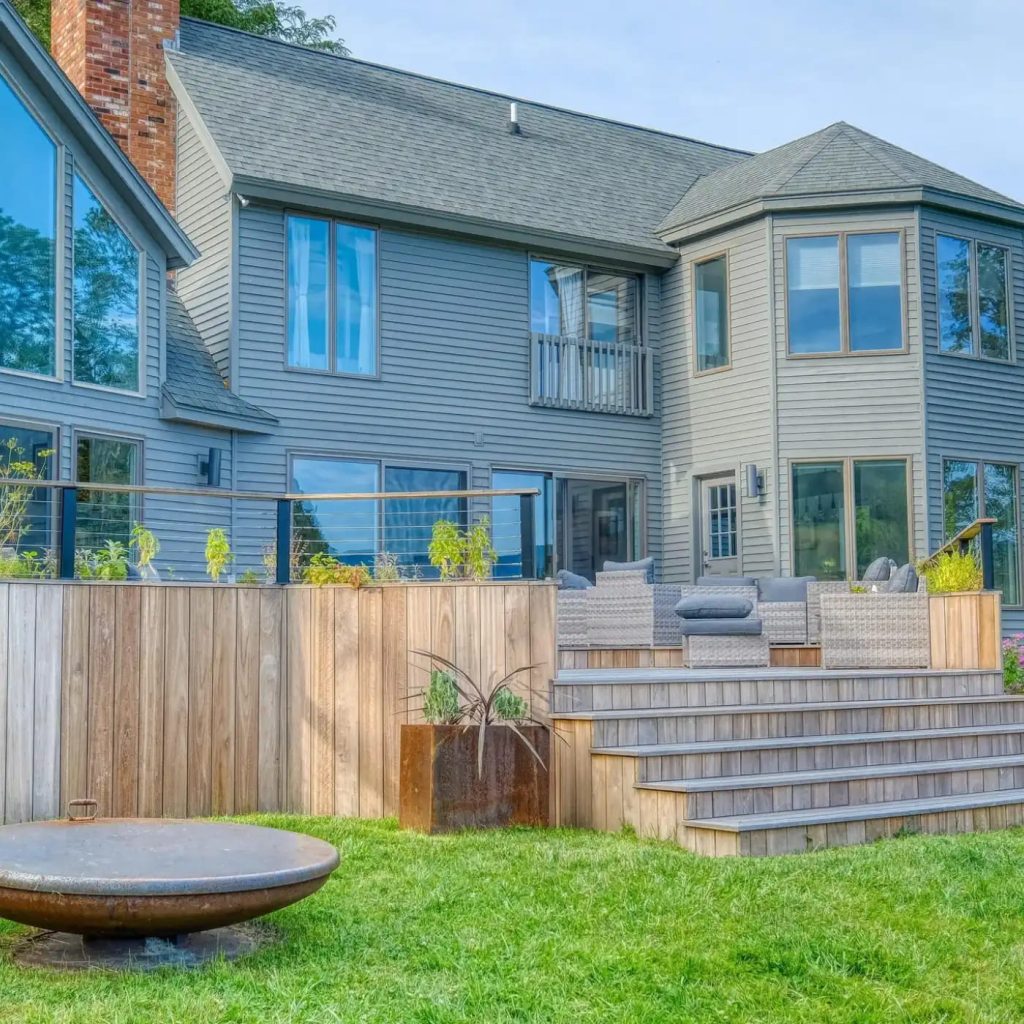 Steps in Christopher Reeve’s Former MA Home