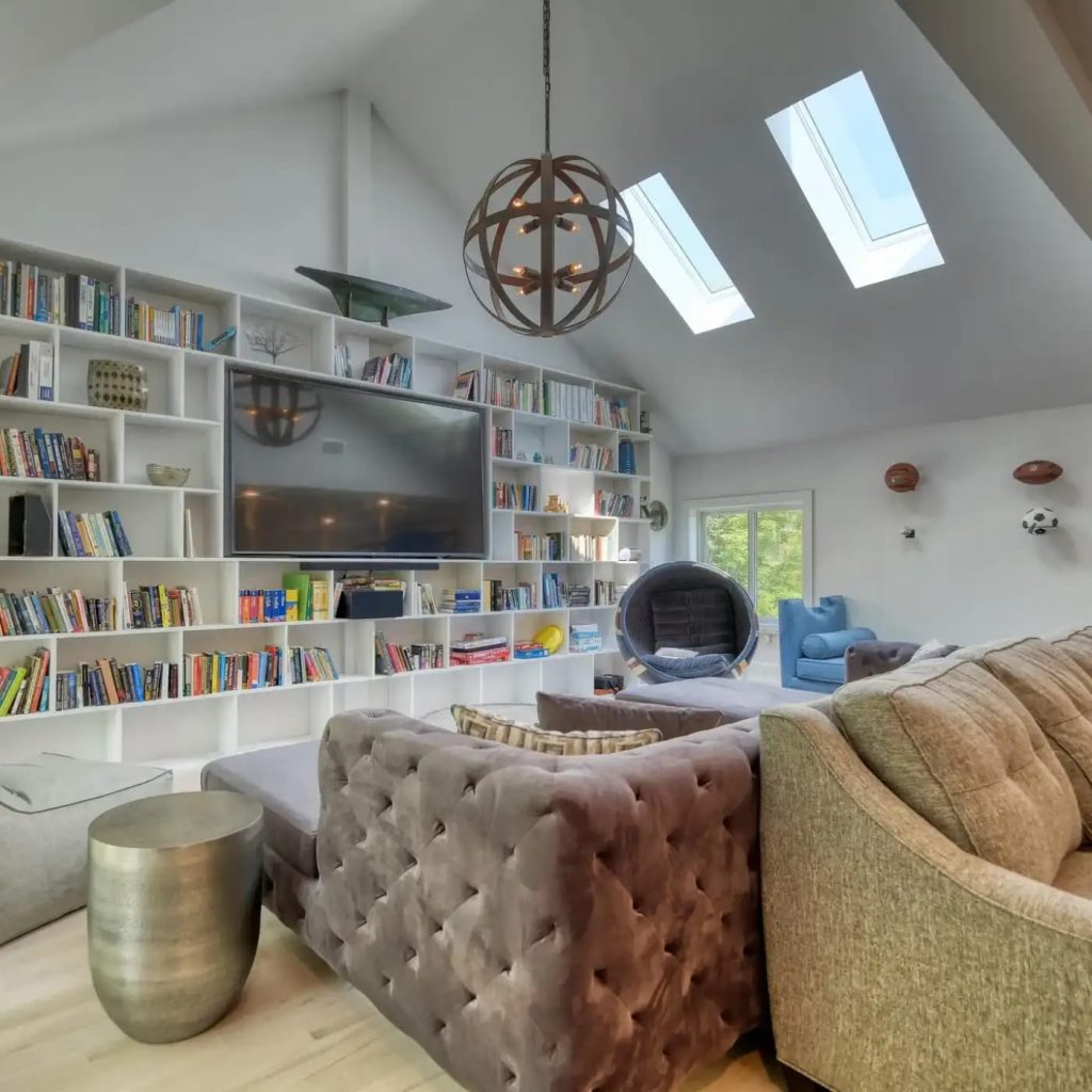 Library in Christopher Reeve’s Former MA Home