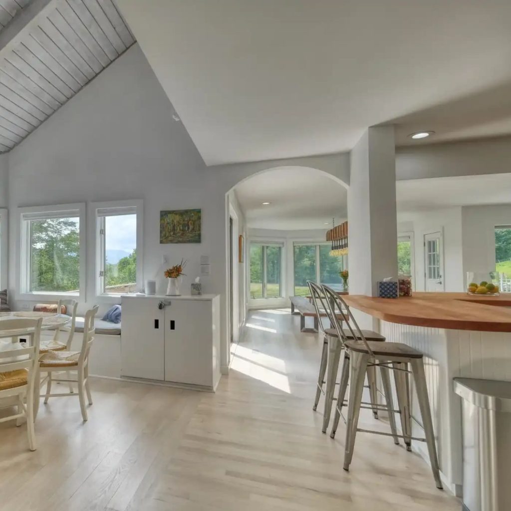 Kitchen in Christopher Reeve’s Former MA Home