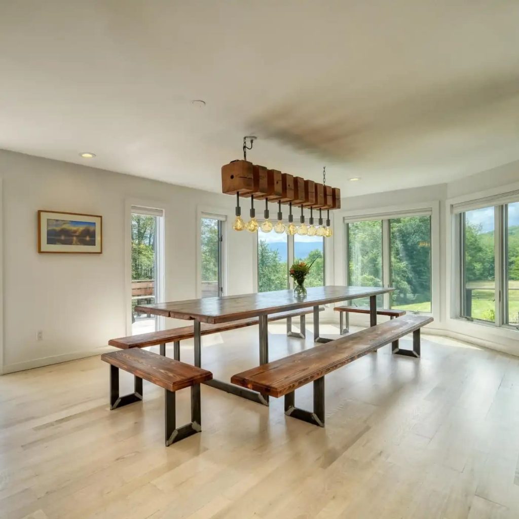 Dining Room in Christopher Reeve’s Former MA Home