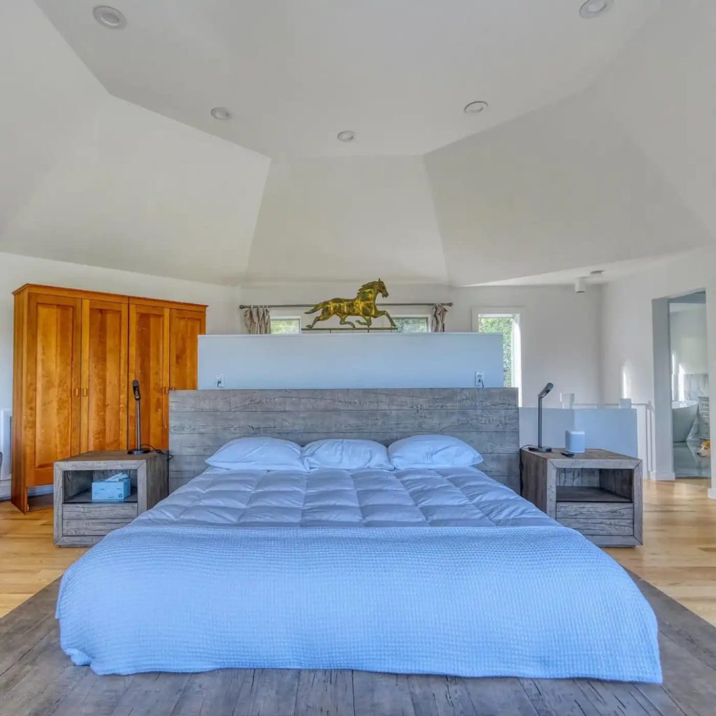 Bedroom in Christopher Reeve’s Former MA Home