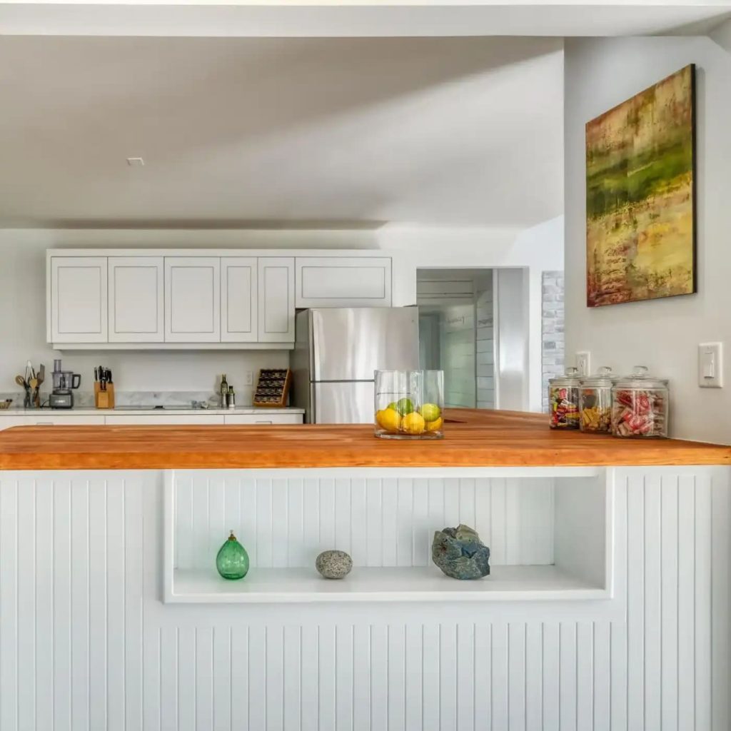 Kitchen in Christopher Reeve’s Former MA Home