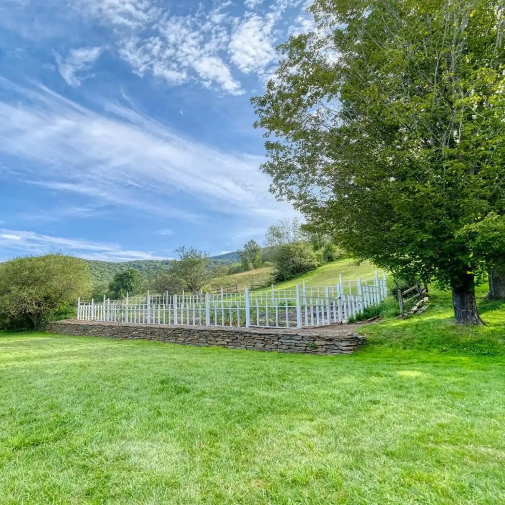 Fence Near Christopher Reeve’s Former MA Home