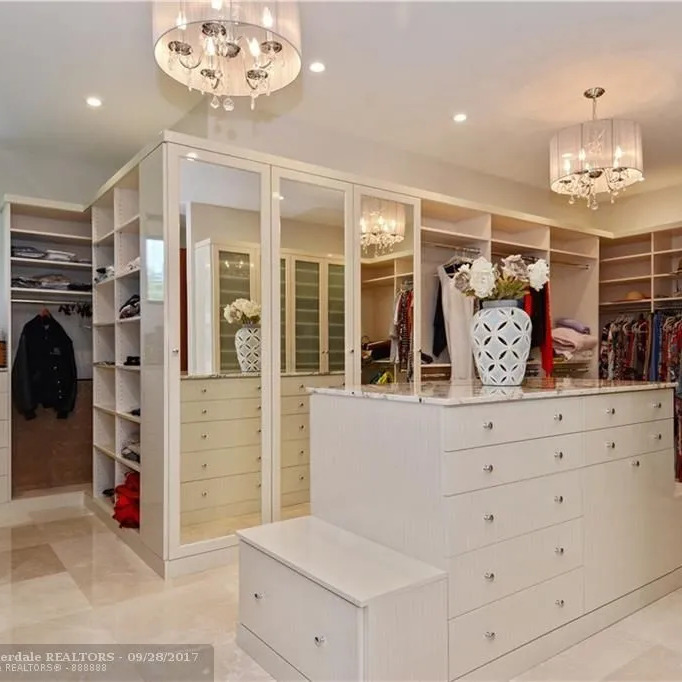 Walk-in Closet in Anthony Rizzo's Fort Lauderdale Home