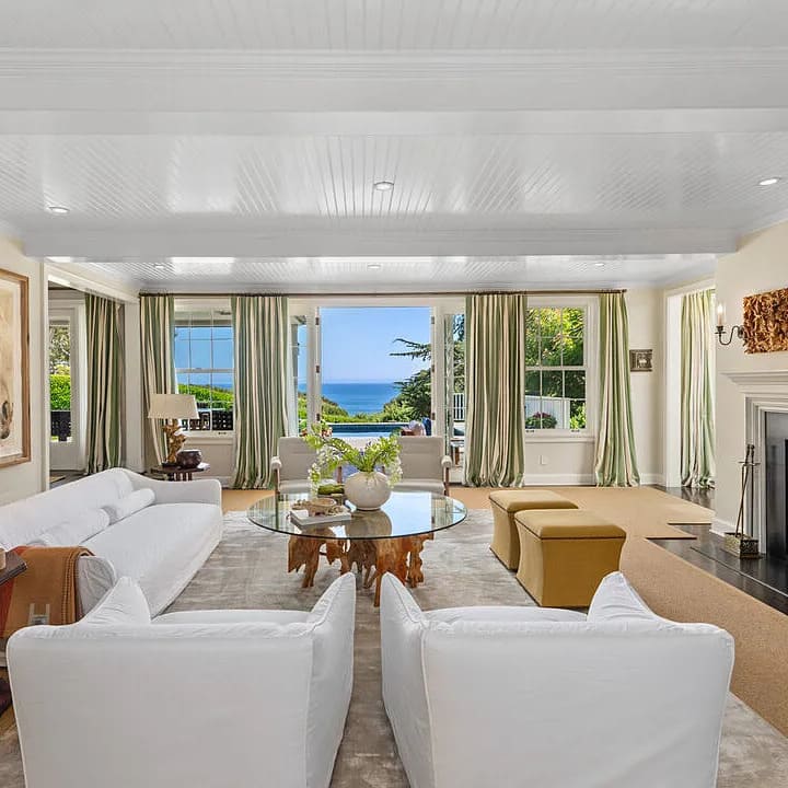 Living Room in Suzanne Zimmer's California Home