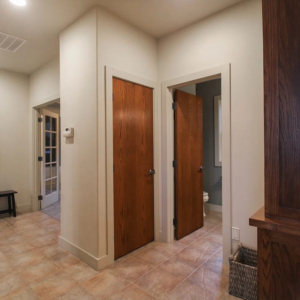 Hallway in Dan Lanning's Former OR Home