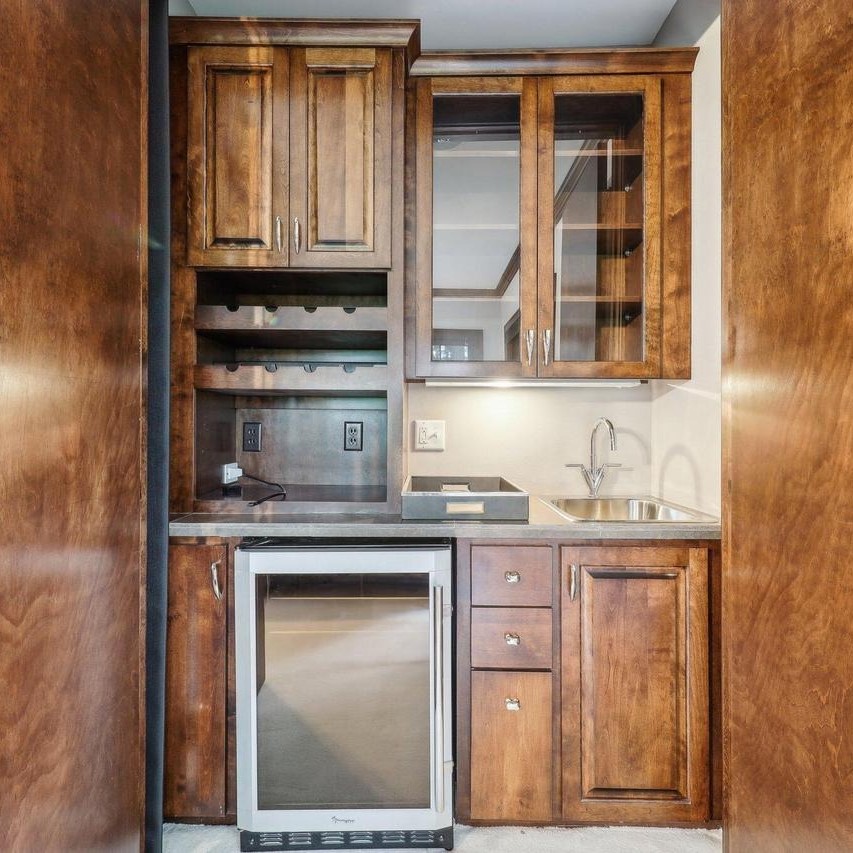 Wet Bar in Khris Middleton's WI Home