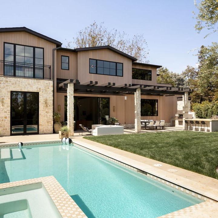 Backyard of Dom DeLuise’s Former CA Home