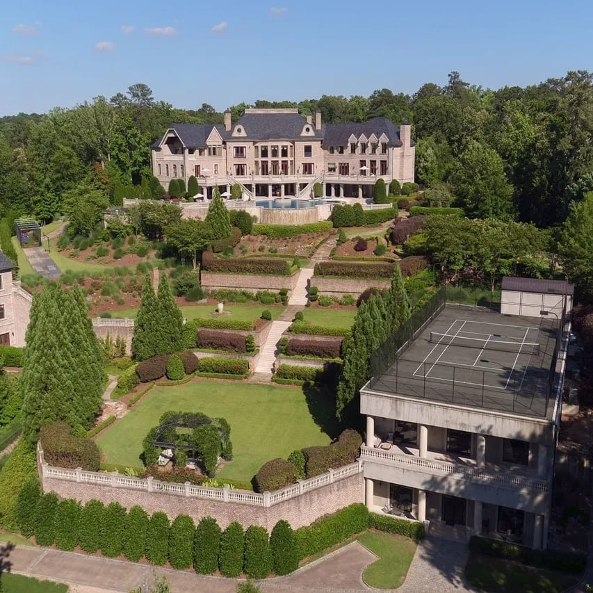 Private Tennis Court of Steve Harvey’s GA Home