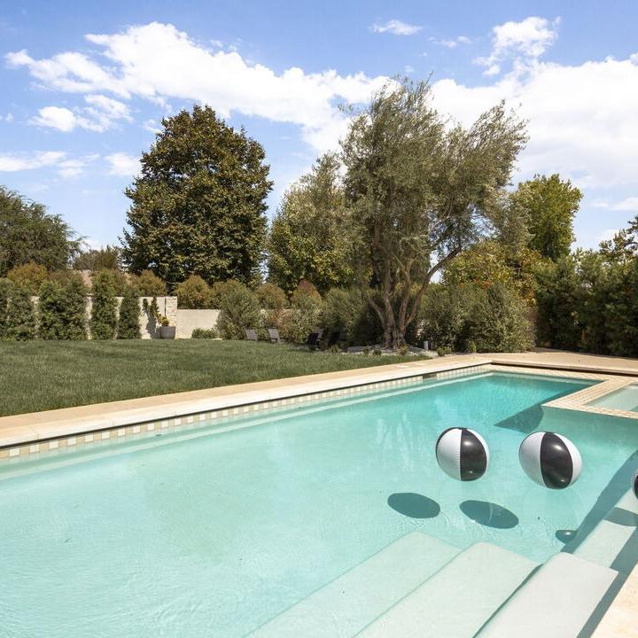 Pool of Dom DeLuise’s Former CA Home