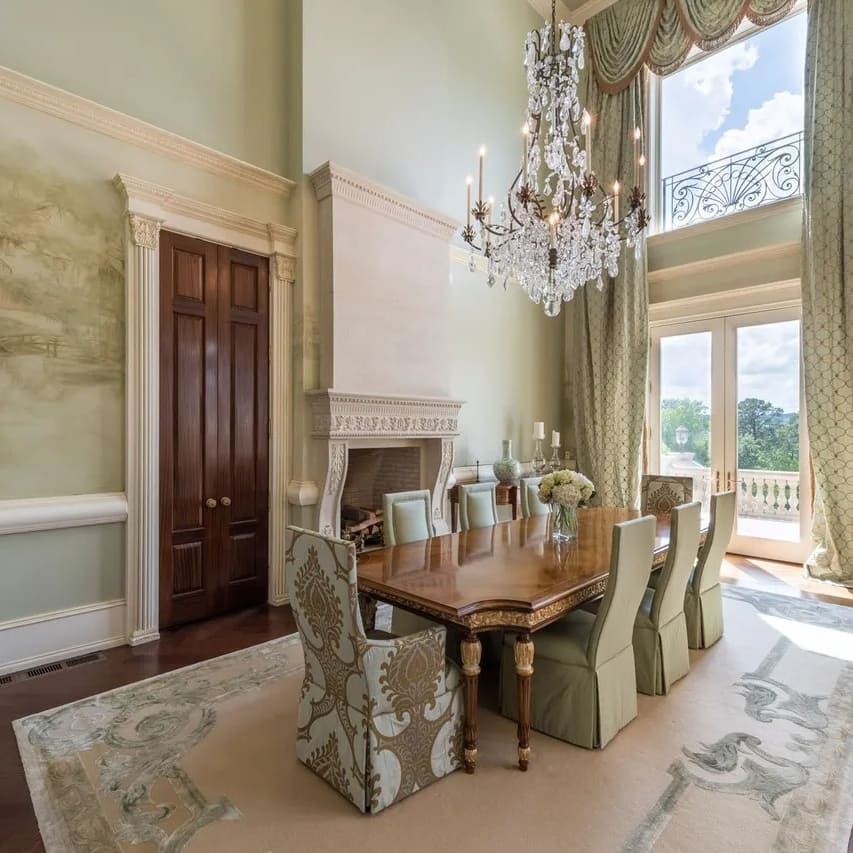 Dining Room in Steve Harvey’s GA Home