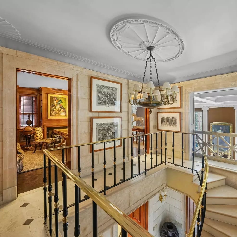 Hallway in Carolyne Roehm’s NYC Home