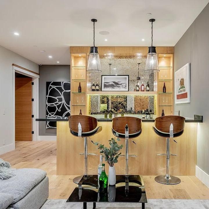 Home Bar in Demi Lovato’s CA Home