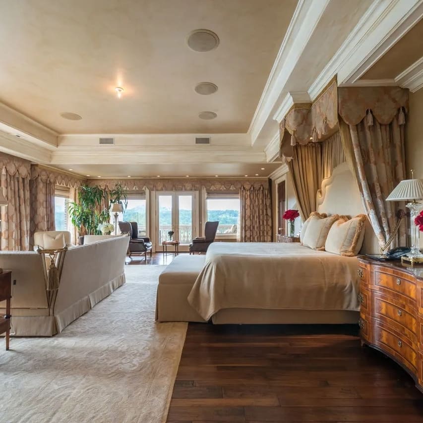 Bedroom in Steve Harvey’s GA Home